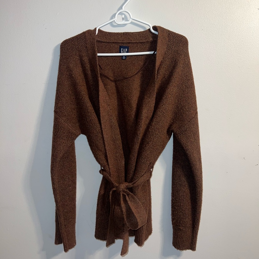 GAP Sweater